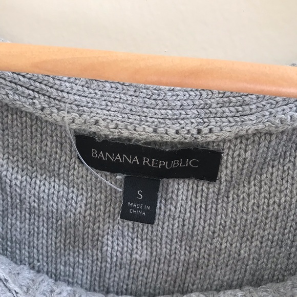 Banana Republic Sweater - Picture 6 of 8